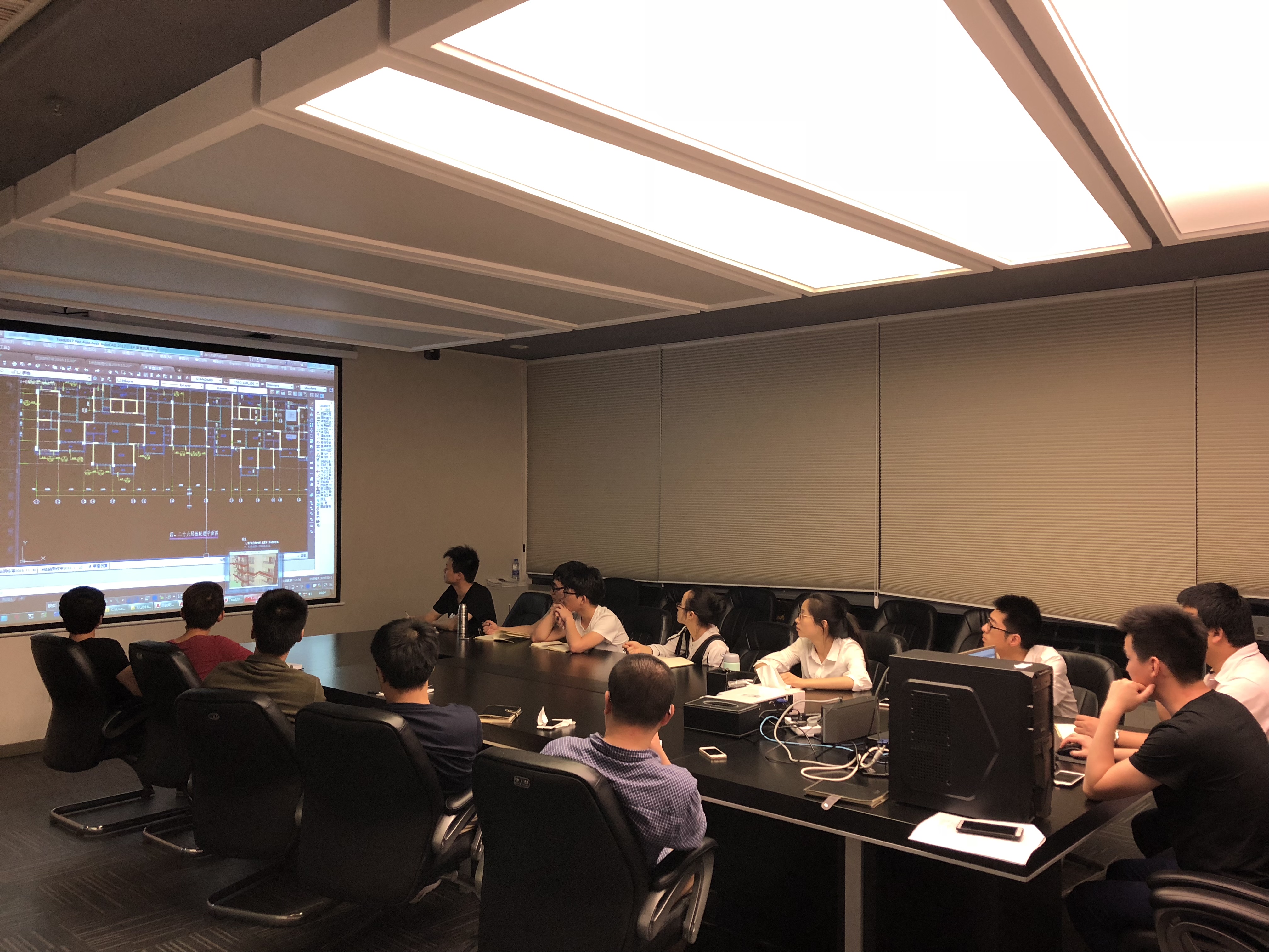 Z6尊龙结构所发展进建幼讲堂