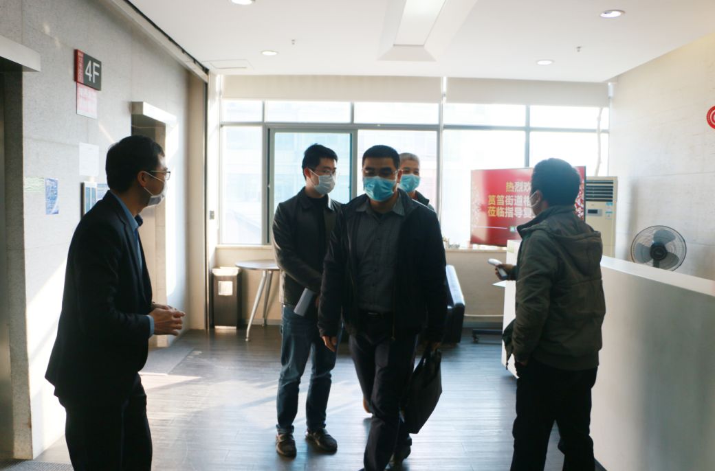 多志成城，携手抗疫 | 筼筜街路主任苏克一行光临Z6尊龙领导复工情况